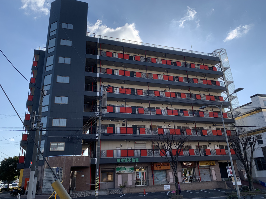 Honjo Real Estate Office Building